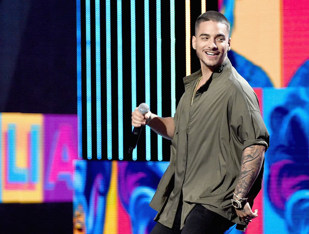 No olvidemos que Maluma le dedico una canción a su ex y Neymar, porque rumores indicaban que Natalia le había puesto el cuerno con el futbolista brasileño.
<br>