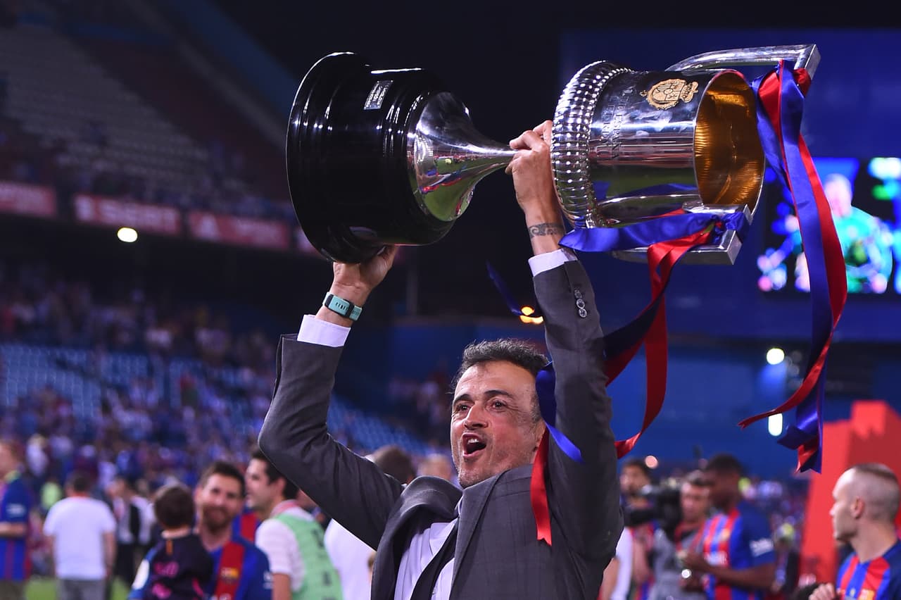 Luis Enrique tiene nueve títulos en estas cinco temporadas: dos Ligas, dos Copas y dos Supercopas de España, una Champions League, un Mundial de Clubes y una Supercopa de Europa, todo con Barcelona