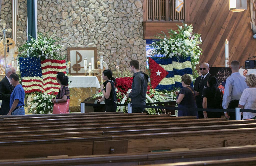 Fernández generó un fuerte arraigo en la comunidad cubana presente en Estados Unidos, una mezcla de la que fue representante.