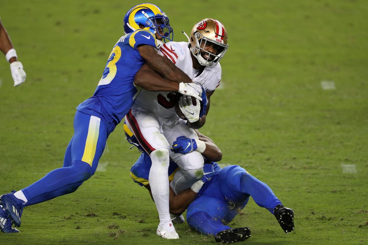 Los San Francisco 49'ers consiguen imponerse 16-24 a Los Angeles Rams en el Thursday Night Football.