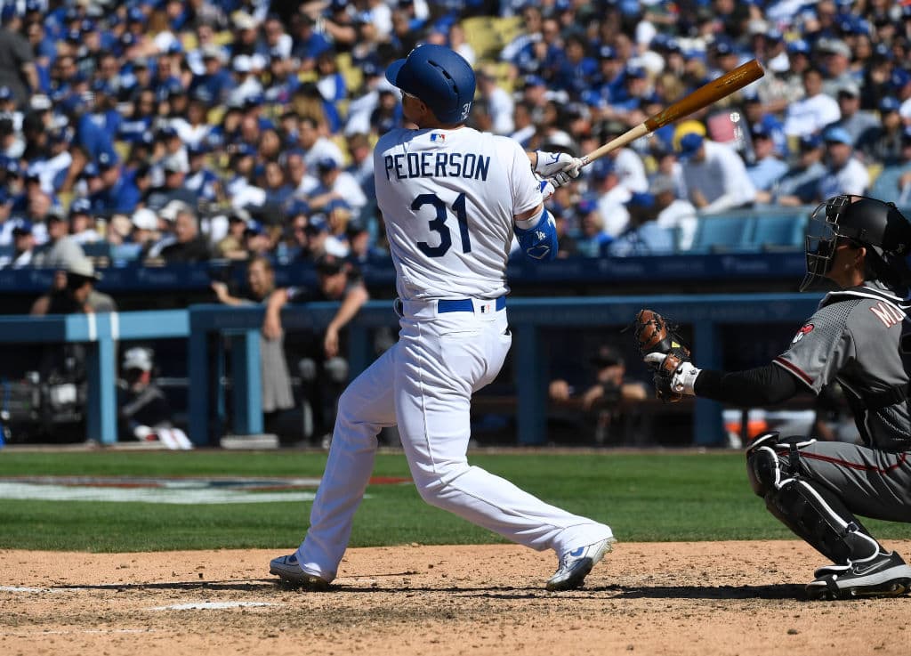 Para cuando Pederson conectó su segundo jonrón de la tarde en el sexto capítulo, Austin Barnes y Corey Seager ya habían pegado cuadrangular para los Dodgers. En ese momento la pizarra se ponía 9-1.
