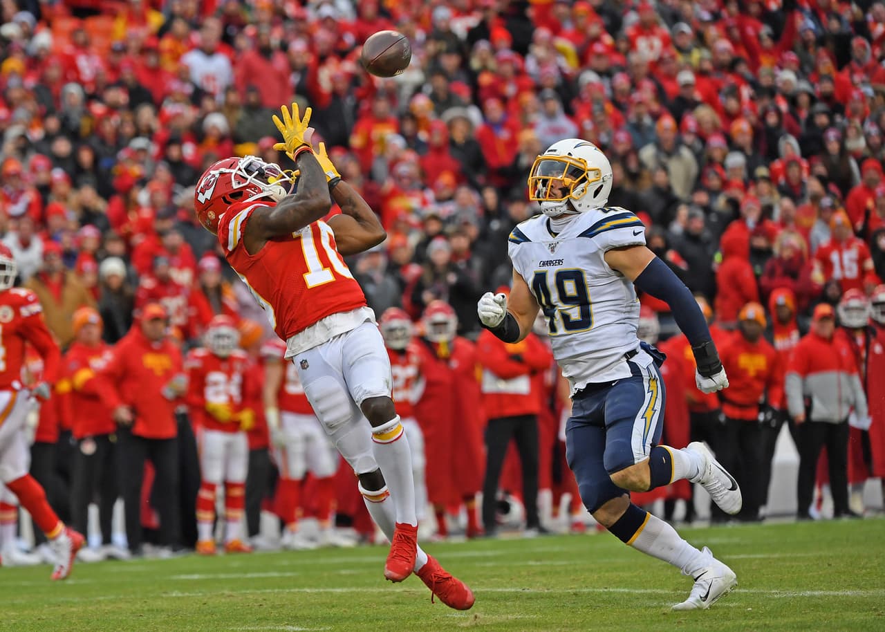 Kansas City Chiefs
<b> 31-21</b> Los Angeles Chargers
