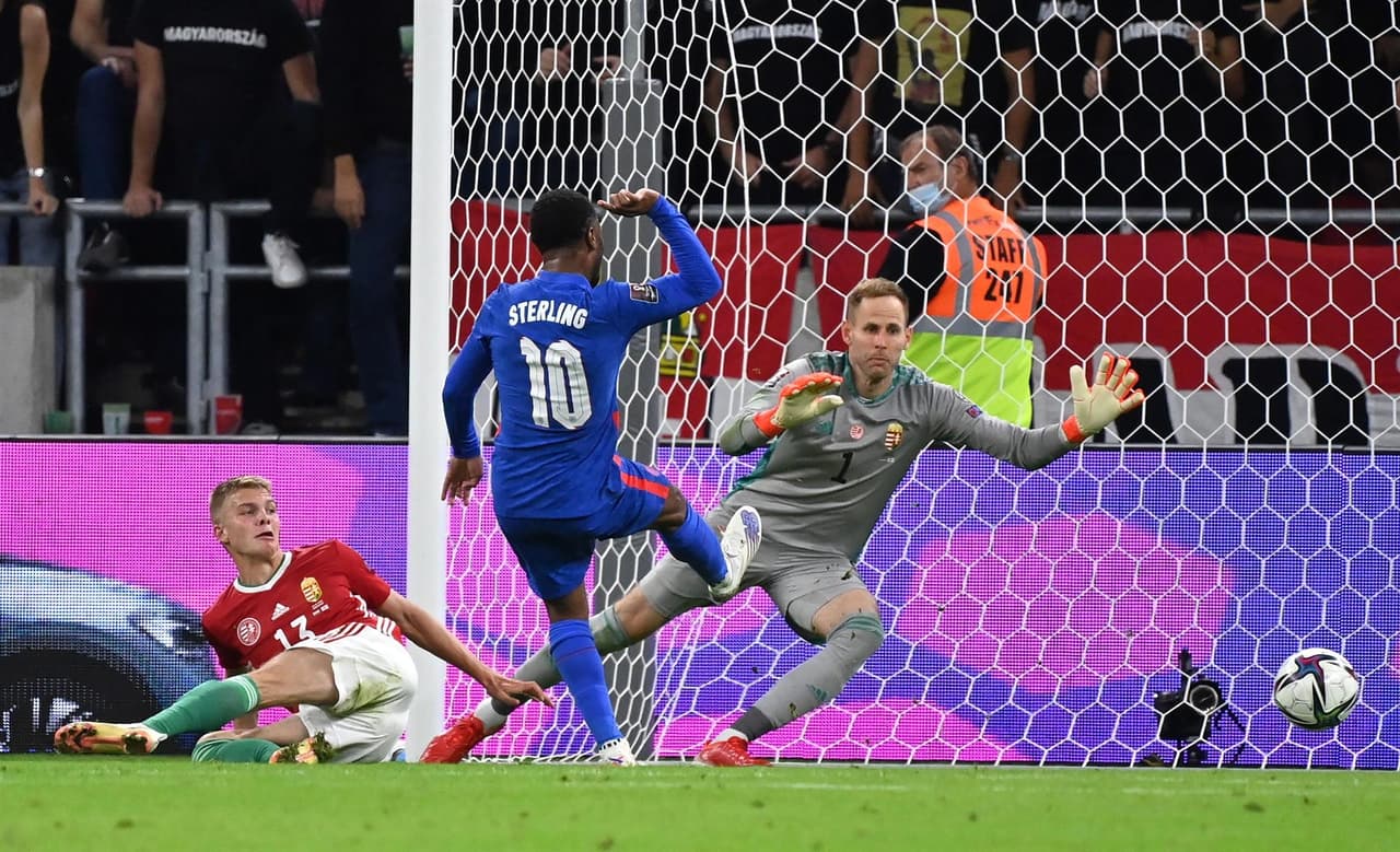 Inglaterra pasa sobre Hungría 4-0 en las eliminatorias rumbo al Mundial de Catar 2022. Raheem Sterling (55'), Harry Kane(62´'), Harry Maguire (69') y Declan Rice (87') le dieron la victoria a los 'Tres Leones' y es líder del Grupo I con 12 puntos.