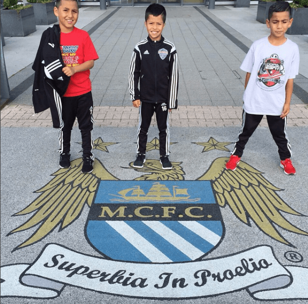 El pequeño Alejando Alcalá es considerado por muchos como el 'Messi mexicano' y ha deslumbrado a todos con sus videos en las redes sociales. Actualmente entrena con la selección Sub-15 gracias a sus actuaciones con el Stockton TLJ FC Rebels. Además se han probado en el Barcelona y Manchester City.