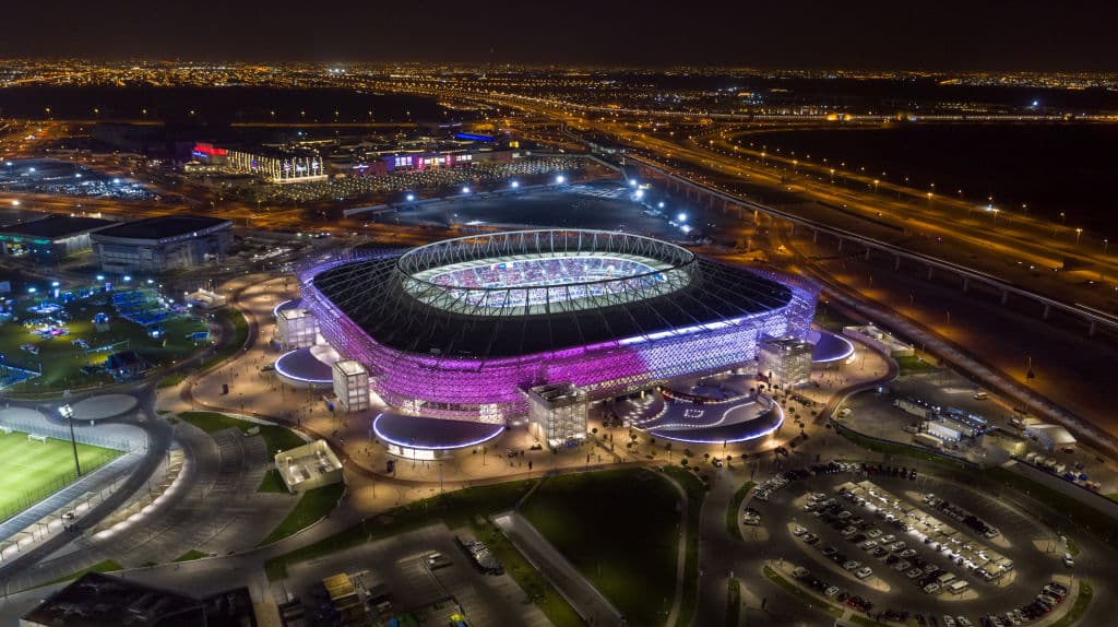 El Estadio Ahmad bin Ali parece un centro comercial y tiene capacidad para 60 mil personas.