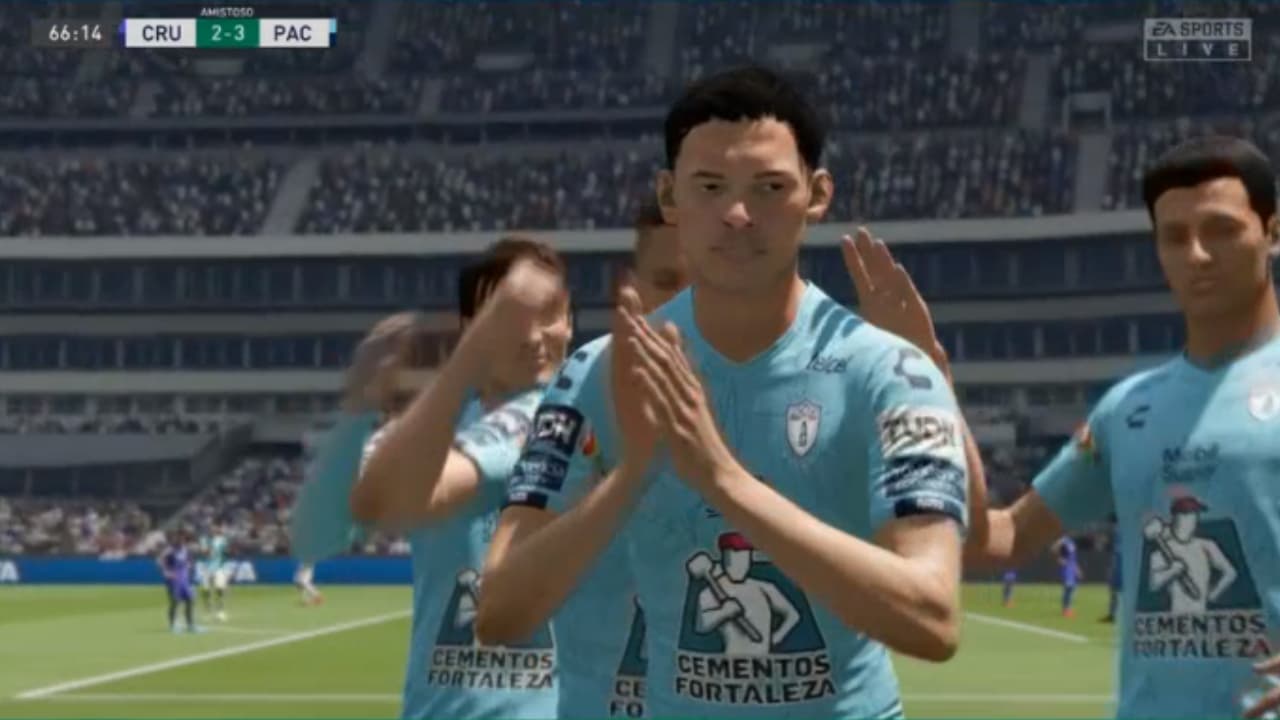 Álvarez, comandando a Pachuca, se levantó de un 2-0 para hundir a los cementeros en el futbol virtual.