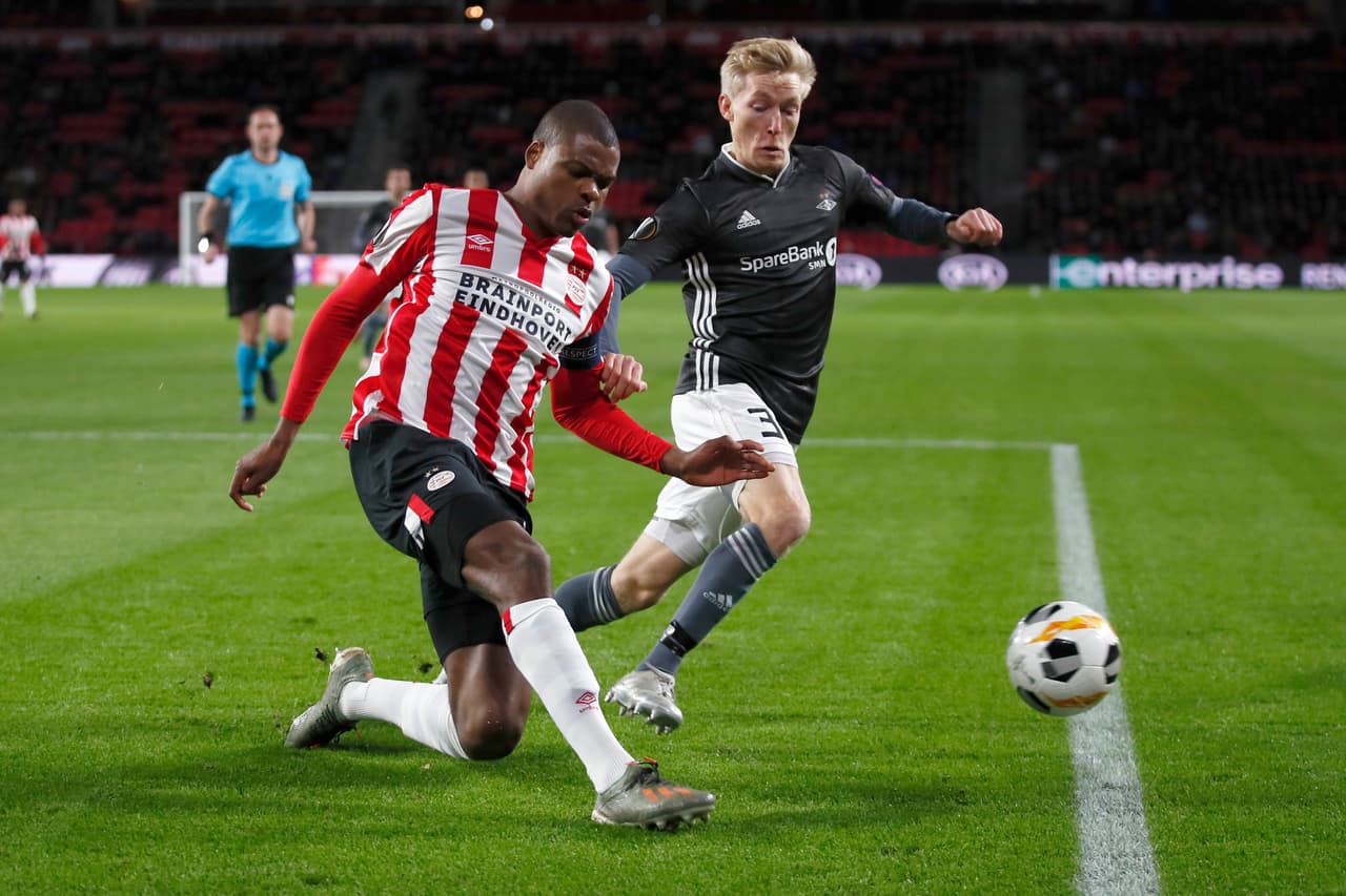 Con goles de Pal André Helland por parte del Rosenborg y Mohammed Ihattaren por parte del PSV, ambos equipos se despiden de la UEFA Europa League.