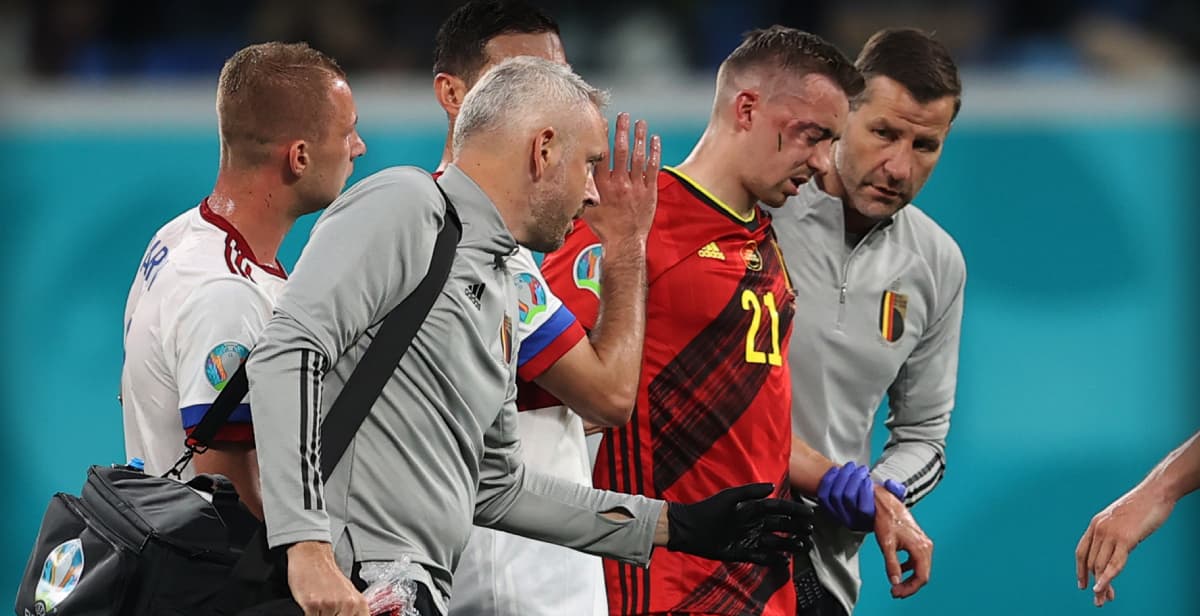 Timothy Castagne queda fuera de la Euro 2020 por doble fractura