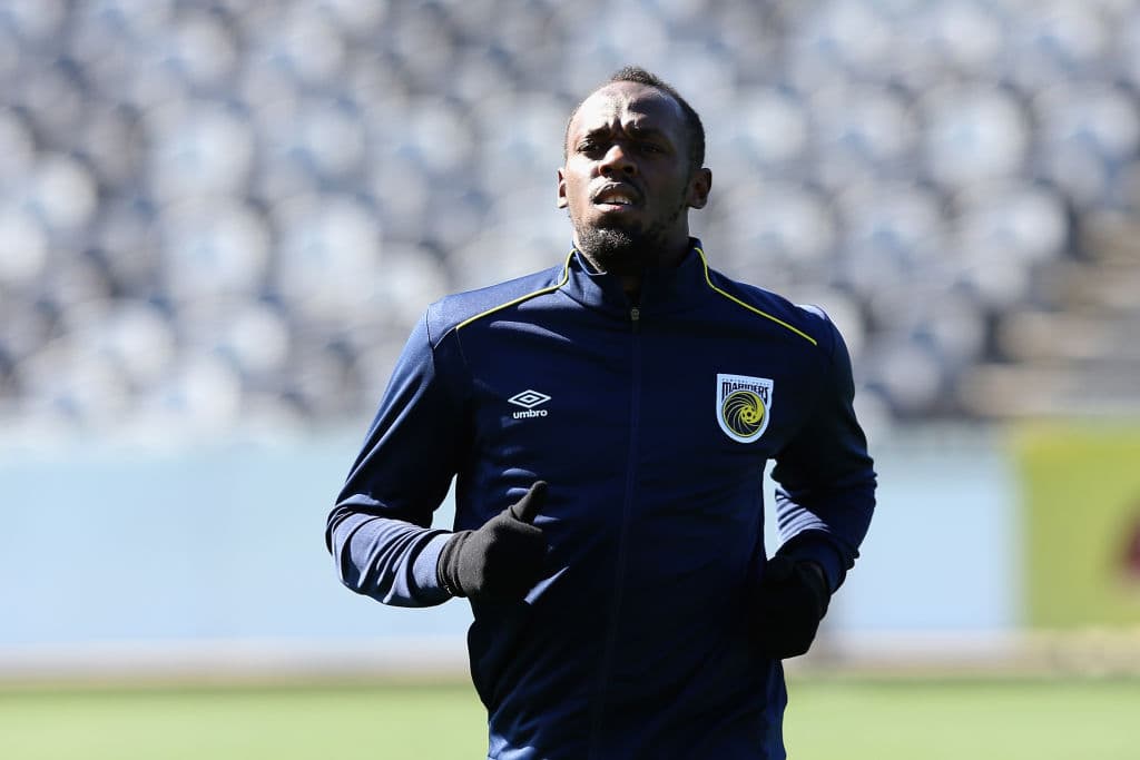 El exatleta jamaicano Usain Bolt completó su primer entrenamiento con el Central Coast Mariners, un equipo de fútbol de la A-League australiana.