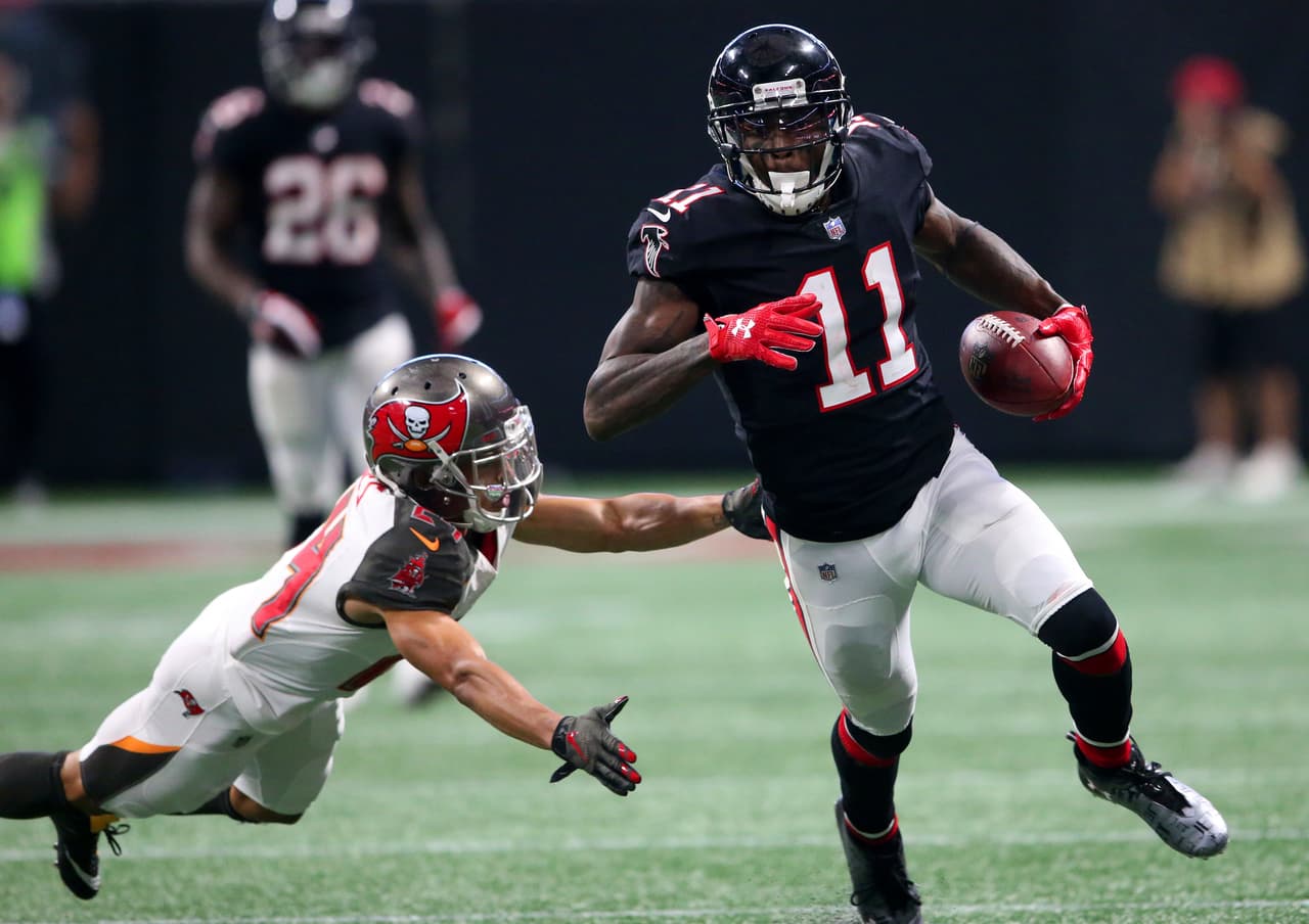 Atlanta se impone claramente a Tampa Bay con impresionante actuación de Julio Jones