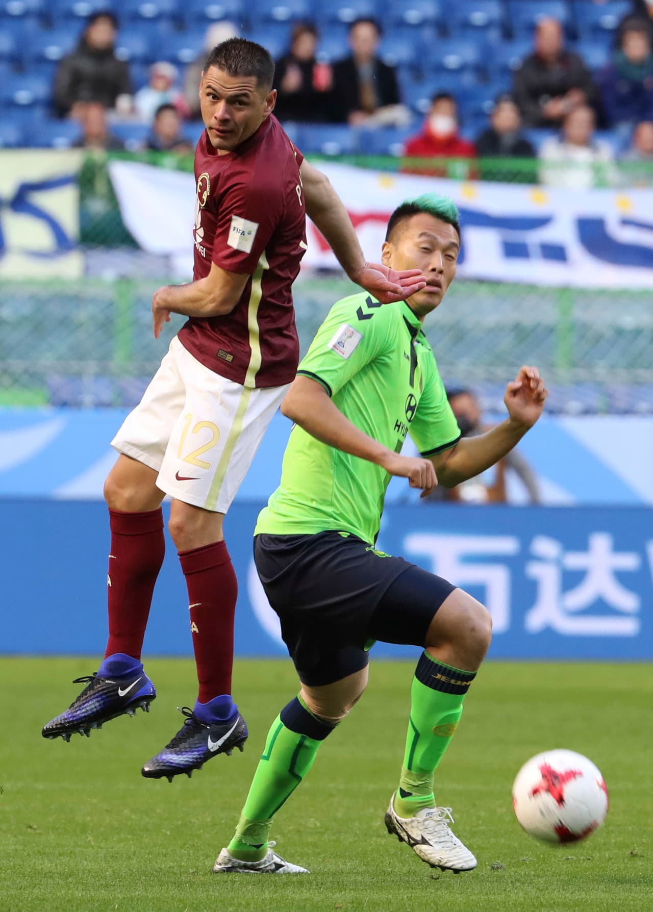 Aunque América tenía más posesión de balón en el juego, la presión de los asiáticos la hacía parecer insuficiente.