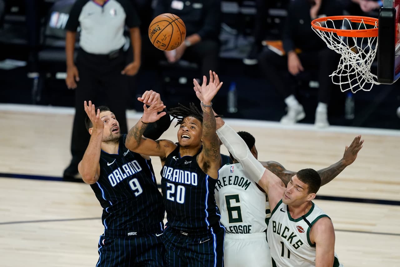 Los Bucks ganan 121-106, ponen la serie 3-1 y dejan a al Orlando Magic al borde del abismo.