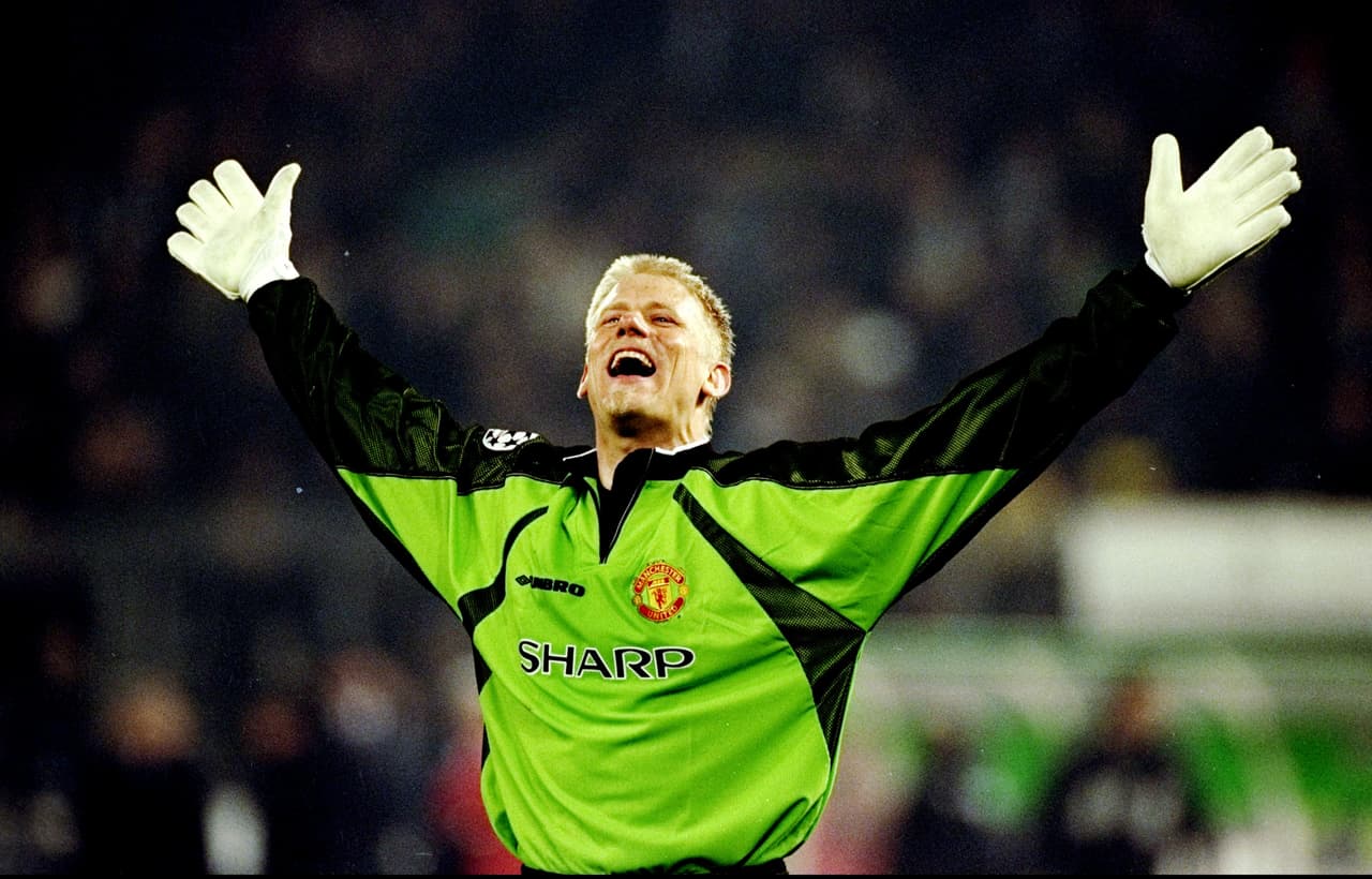 Peter fue múltiple ganador de Premier League y demás torneos locales con Manchster United, pero fue su actuación en 1999 con la tripleta que incluyó la Champions League la que lo hizo imborrable en la historia del fútbol.