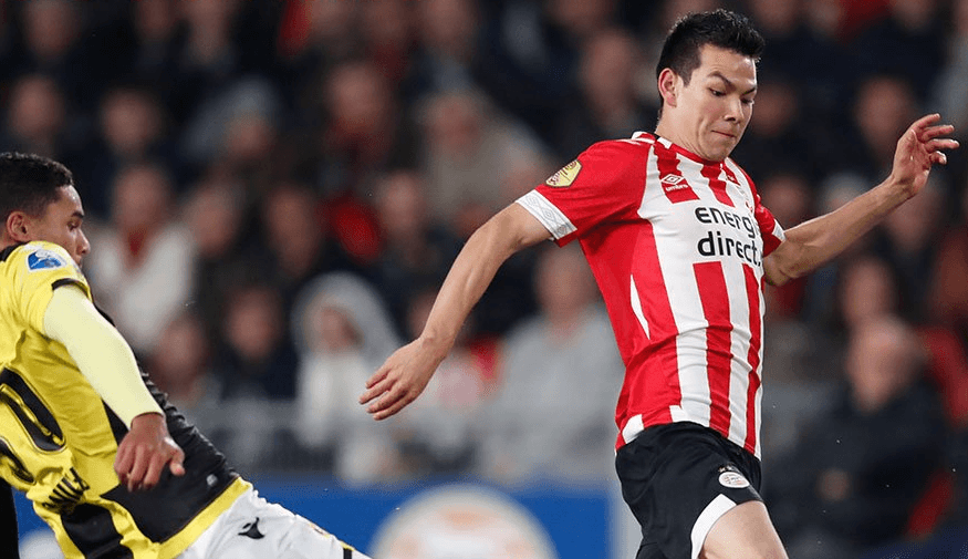 Sin embargo, al minuto 14 el 'Chucky' fue derribado por Danilho Doekhi quien recibió la tarjeta roja directa. Un momento clave para el PSV.