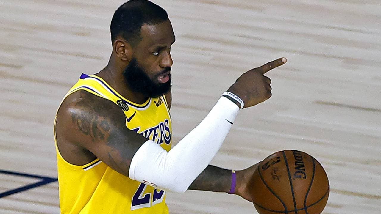 LeBron se lesiona y suma al 'hospital' de los Lakers