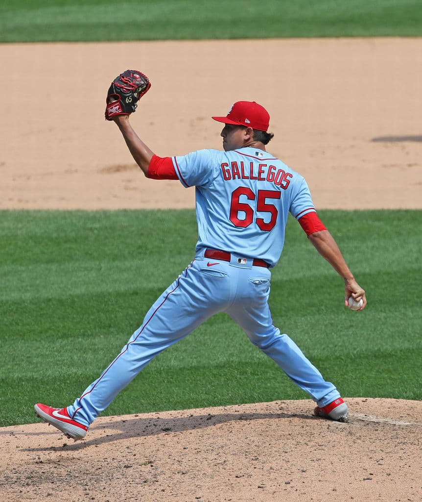 Lucen Giovanny Gallegos y Sergio Romo en Grandes Ligas