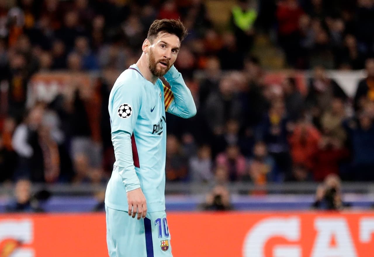 Para muchos analistas este ha sido uno de los peores –sino el peor– partido de Lionel Messi con el F.C. Barcelona, que también tuvo una jornada para el olvido. El crack argentino se robó la atención al no poder liderar a su equipo. Frustrado, con rabia, triste, así fue el rostro de 'La Pulga' en el Olímpico de Roma.