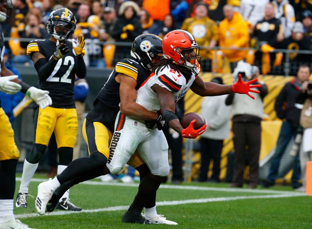 Los Browns y los Steelers nos deleitaron en un encuentro muy parejo en Pittsburgh.