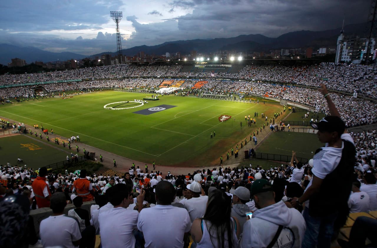El estadio Atanasio Girardot de Medellín se llenó para recordar a los fallecidos.