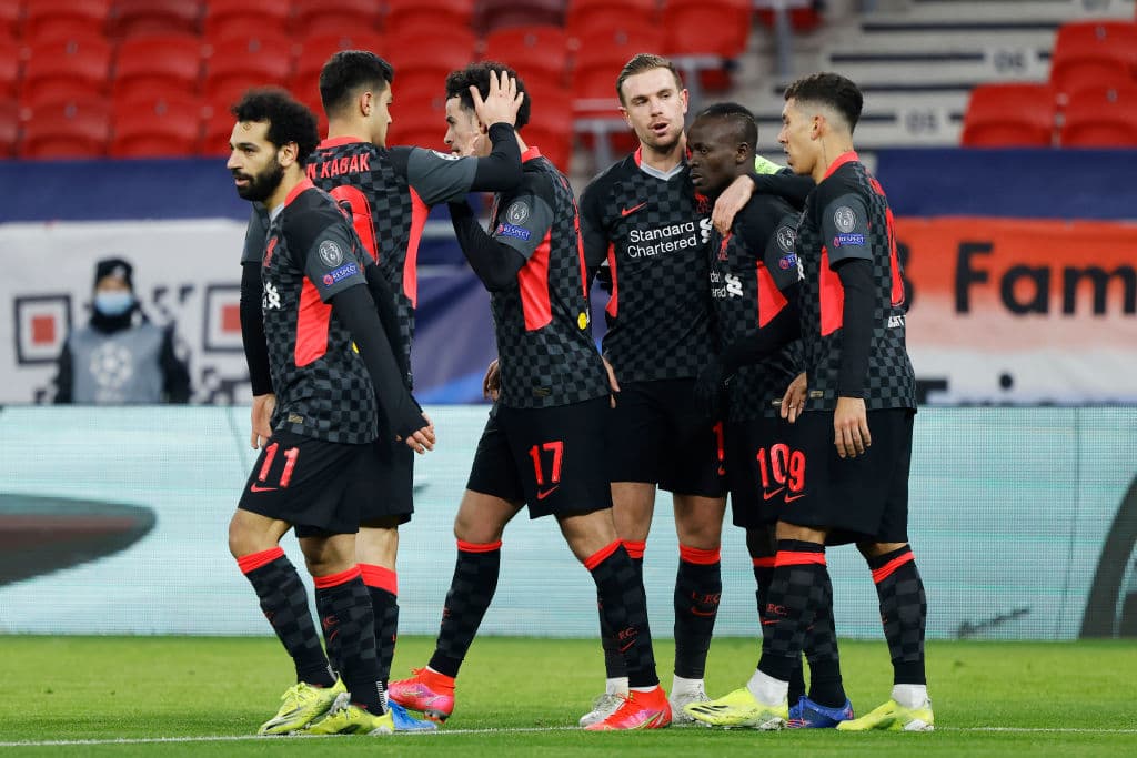 Con goles de Sadio Mané (57') y Mohamed Salah (53'), el Liverpool vence 2-0 al Red Bull Leipzig en el Puskas Arena, durante el juego de ida de los Octavos de Final de la UEFA Champions League. El equipo inglés se lleva la ventaja en este partido.