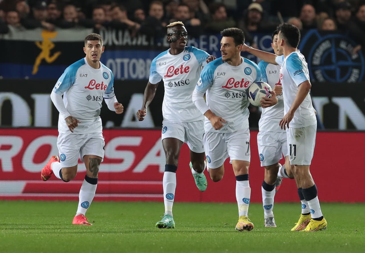 El Napoli venció 1-2 al Atalanta en la Jornada 13 de la Serie A con Hirving 'Chucky' Lozano como titular por 63 minutos antes del Mundial de Qatar 2022.