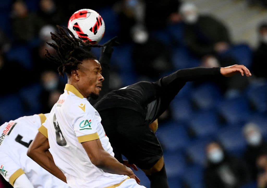 Paris Saint-Germain quedó fuera tras caer ante Niza en tanda de penales, aún con Messi y Kylian Mbappé en cancha. Tras terminar 0-0 en tiempo regular, el partido se decidió desde los once pasos y los visitantes pasan a Cuartos de Final.