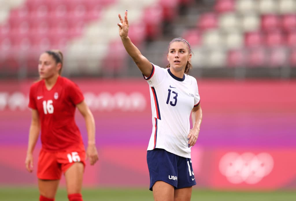 El Team USA fueron sorprendidas por Canadá, el equipo vecino quien, con un penal cobrado por Jessie Fleming al minuto 74, lograron imponerse y sellar su pase a la Final de los Juegos Olímpicos de Tokyo 2020, mientras que el equipo de las ‘barras y las estrellas’ jugará por la de bronce.