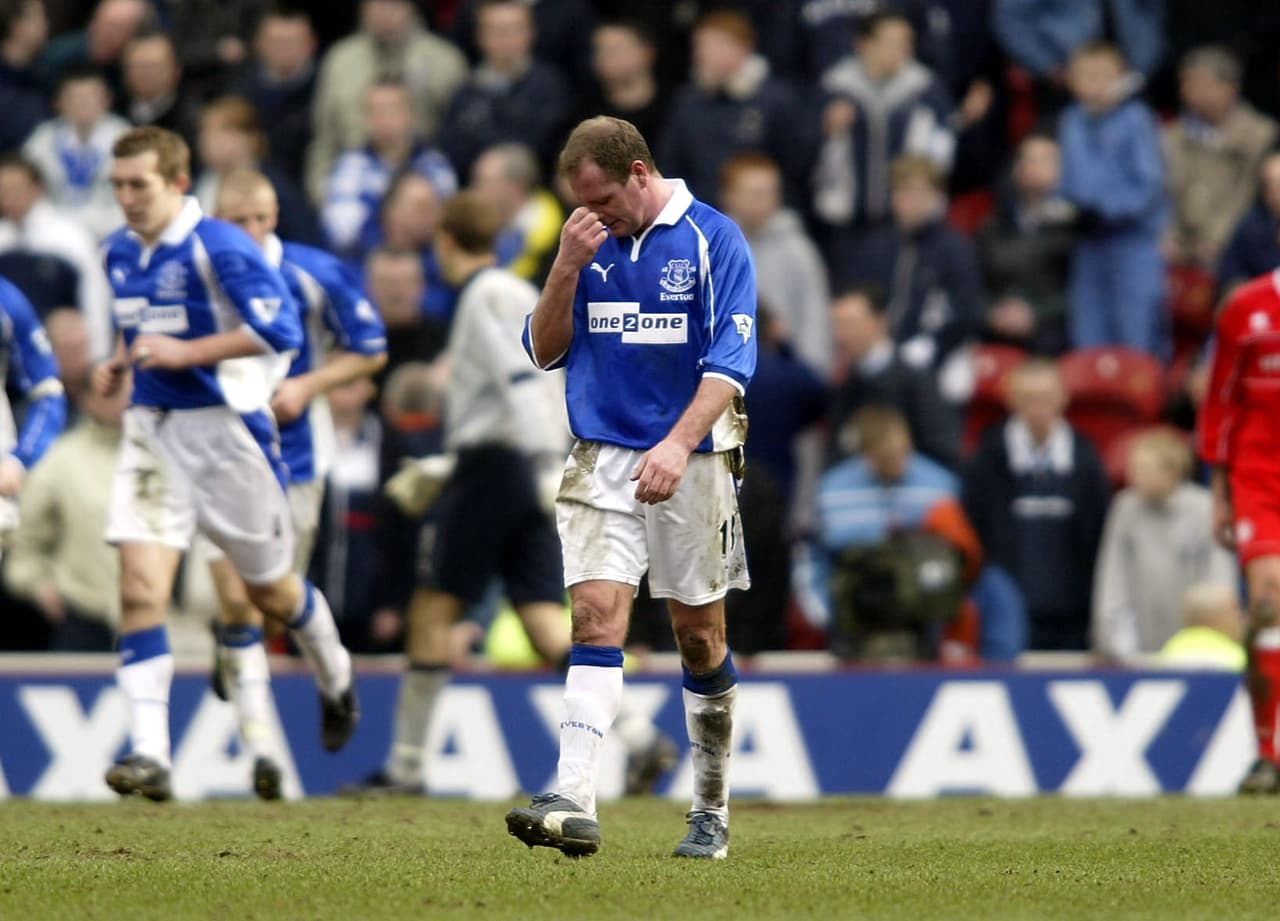 Los problemas de alcoholismo de Gascoigne aumentaron en sus últimos equipos y solo hasta ese momento reconoció la necesidad de desintoxicación, por lo que viajó a Estados Unidos. Se retiró en 2004.