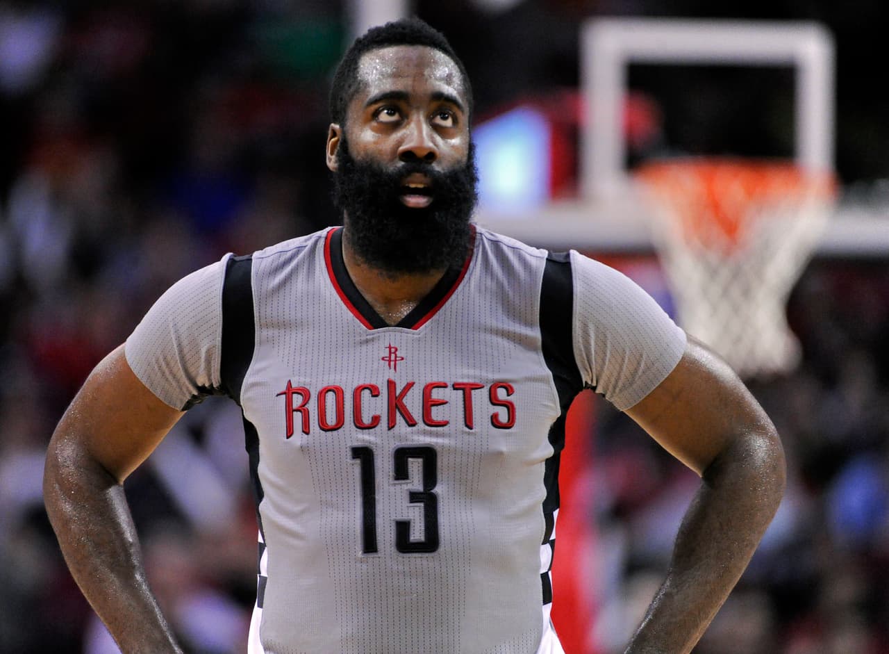 Caso diferente es el de James Harden, jugador de los Houston Rockets en la NBA, cuya barba de hecho le ha servido para tener ese apodo (La Barba).
