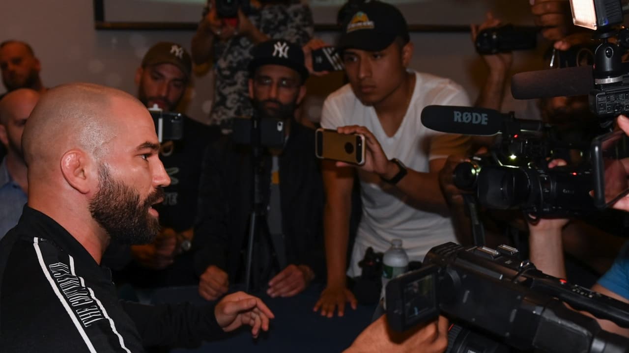 Paul Malignaggi y Artem Lobov protagonizarán la electrizante velada de Bare Knuckle Championship Boxing a realizarse el 22 de junio en Florida. Hay enemistad y mucho odio entre el exboxeador y el expeleador de UFC.