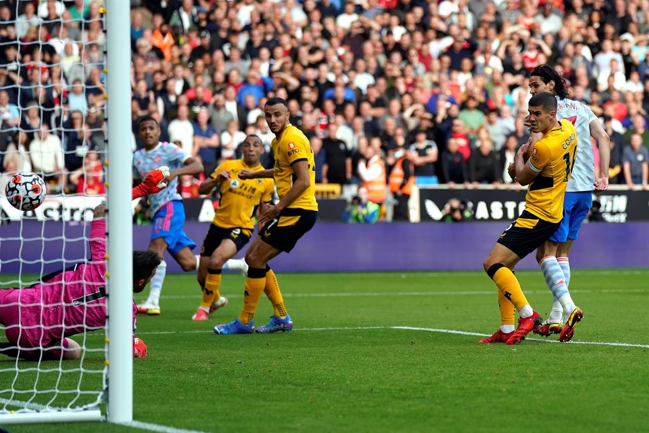 Wolverhampton ve la derrota ante el Manchester United por la mínima, durante la tercera Jornada de la Premier League. Mason Greenwood le dio el gol a los ‘Red Devils’ al minuto 80 del encuentro y, los de Raúl Jiménez suman ya su tercera derrota en la liga.