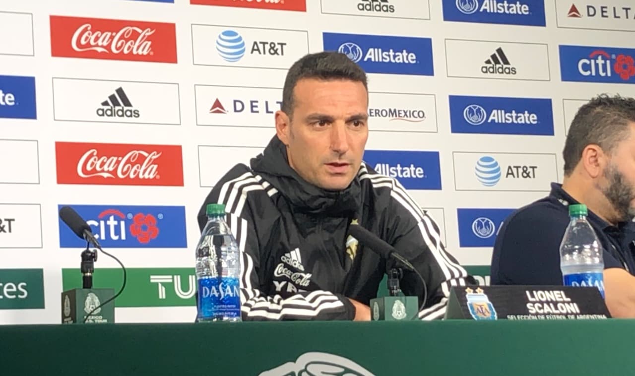 Jugar ante ‘Tata’ Martino, su ídolo, un reto distinto para Lionel Scaloni