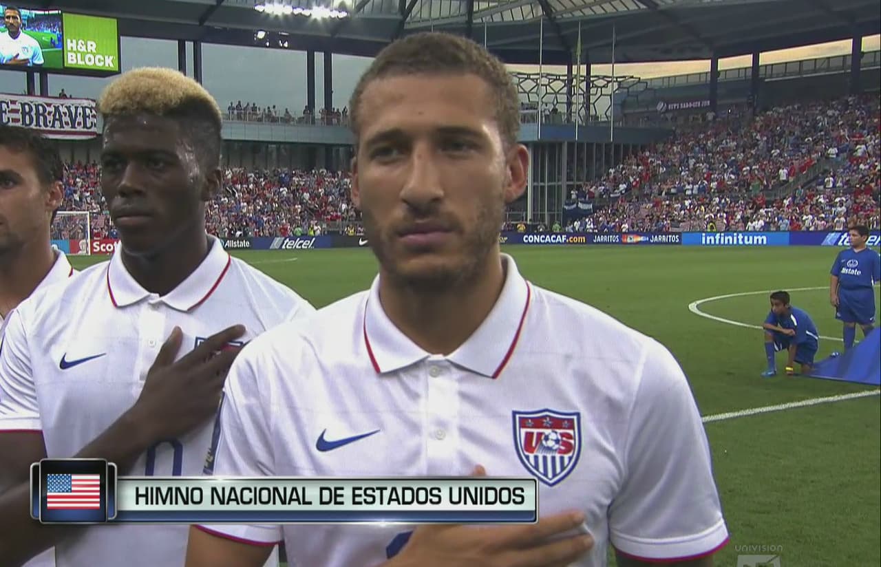 Fabian Johnson: El defensor tuvo complicaciones para entenderse con Alvarado al marcar a los rivales, pues en una jugada entre los dos zagueros cayó el gol de Panamá por un descuido. Calificación: 6.