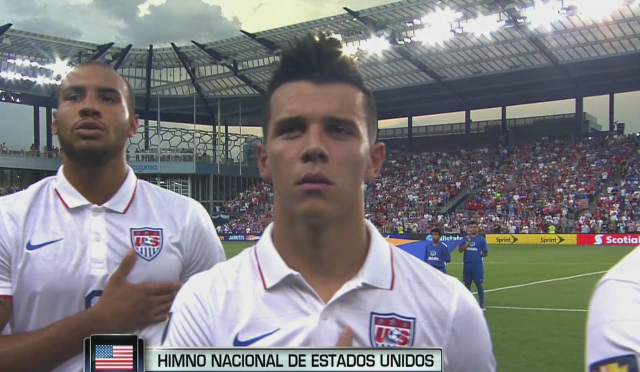 Alfredo Morales: Encuentro discreto para el jugador de medio campo, pues no aportó mucho en ataque, aunque recuperó varios balones en medio campo. Calificación: 7.