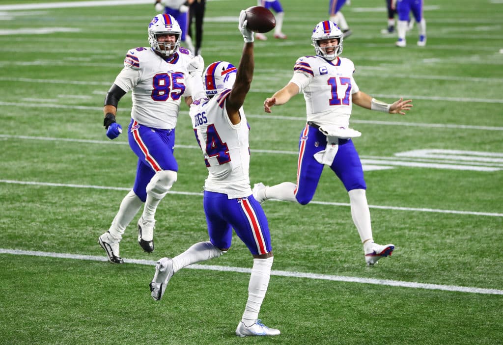 Buffalo regresa a las semifinales de Conferencia luego de 25 años y con sus estrellas, Josh Allen, Devin Singletary, Stefon Diggs y Cole Beasley, no parece muy descabellada la idea de que los Bills puedan ser los próximos campeones del Superbowl.