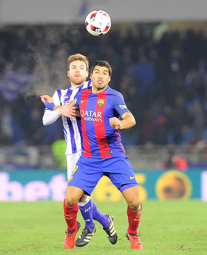 Jugadores de la Real Sociedad se quejan amargamente por el arbitraje ante el Barcelona