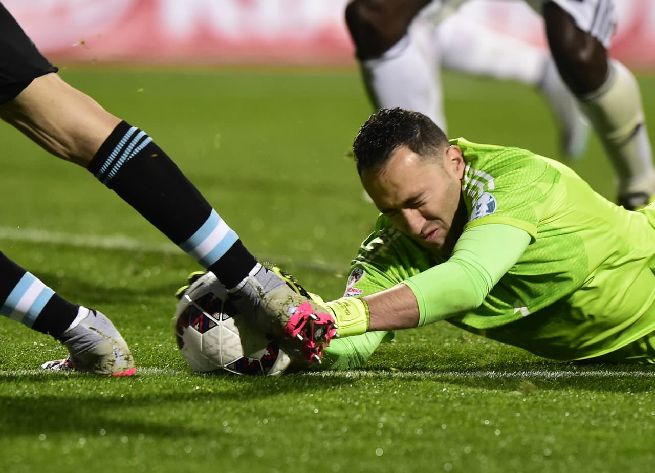 Ospina fue la figura del encuentro.