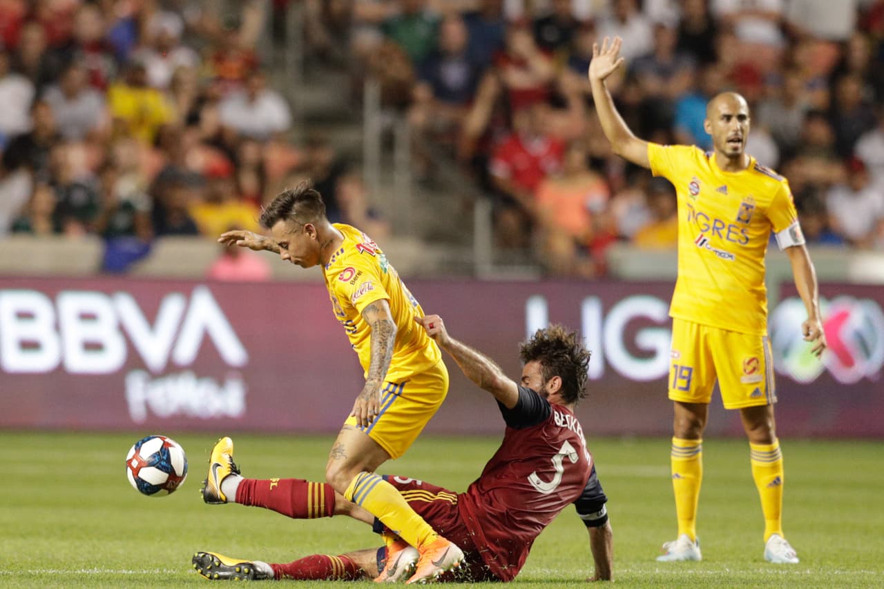 El Real Salt Lake no terminó el partido con 11: Brooks Lennon salió expulsado.