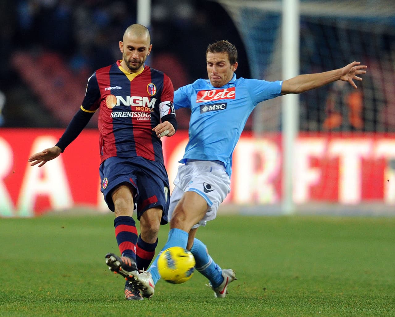 Uno de los tres defensas centrales era el argentino Hugo Campagnaro.