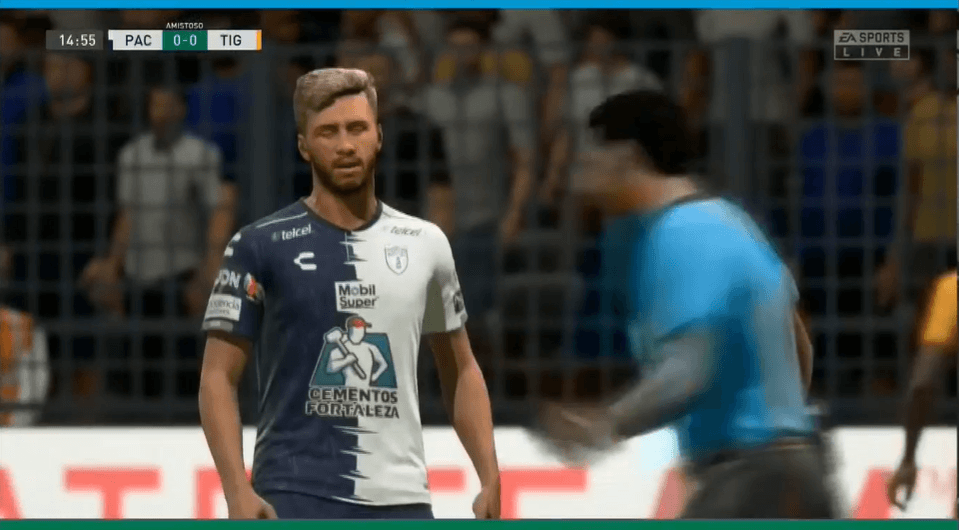 Cristian Souza dominó completamente el partido, guiando a la victoria a los Tuzos 2-0 ante los Tigres dirigidos por Quiñones en los controles de la eLiga Mx.