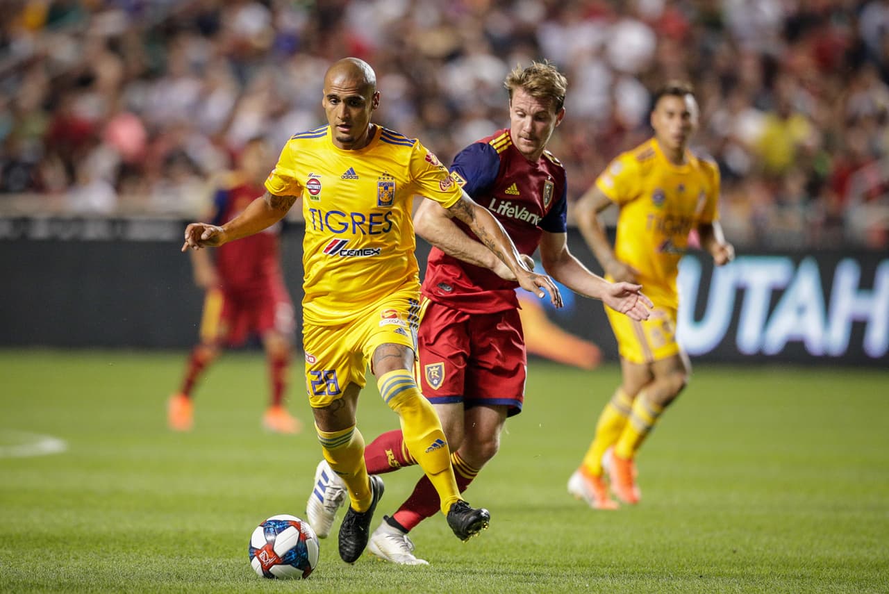 Nick Besler marcó de cerca a Luis Rodríguez.