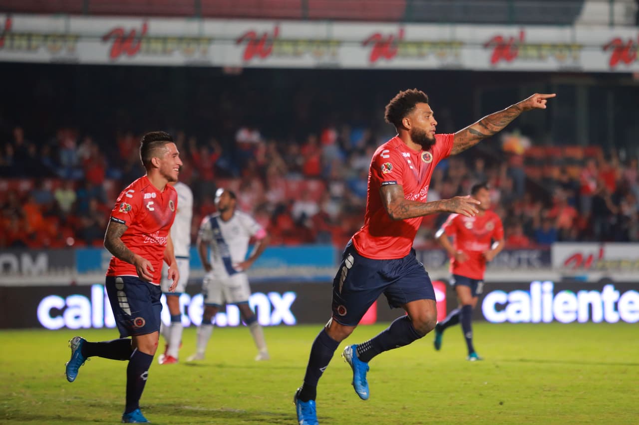 Colin Kazim Richards marcó al 49’ para los locales.