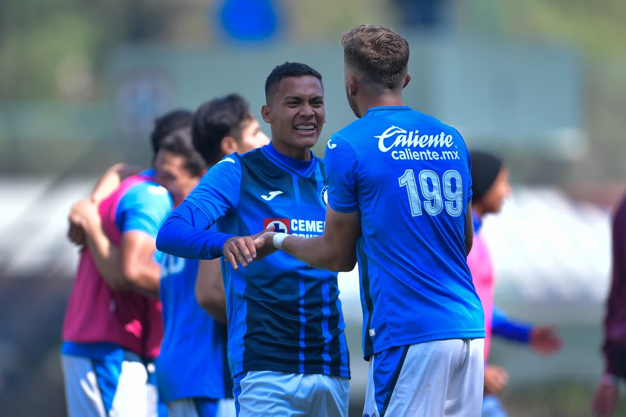 La Sub-20 de Cruz Azul da la cara por el club y jugará la final