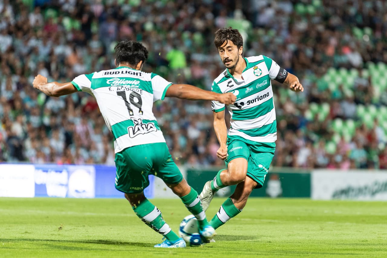 Pachuca 1-1 Atlas, Celaya 1-0 Necaxa, Santos 2-0 Guadalajara.