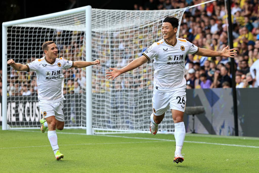 Con un autogol y con la anotación de Hee-Chan Hwang, los Wolves vencen 0-2 al Watford.