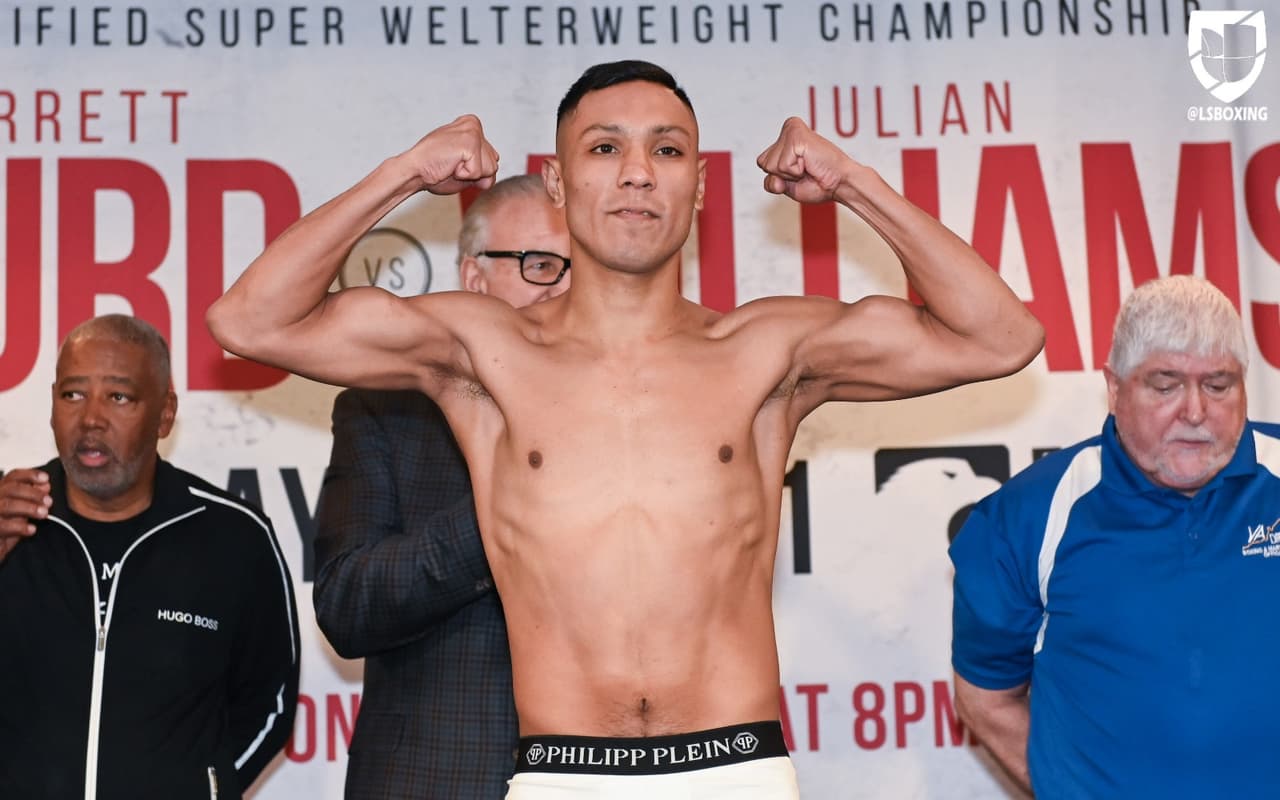 Mario Barrios y Juan José Velasco se medirán a 10 rounds en peso superligero en la cartelera de respaldo.