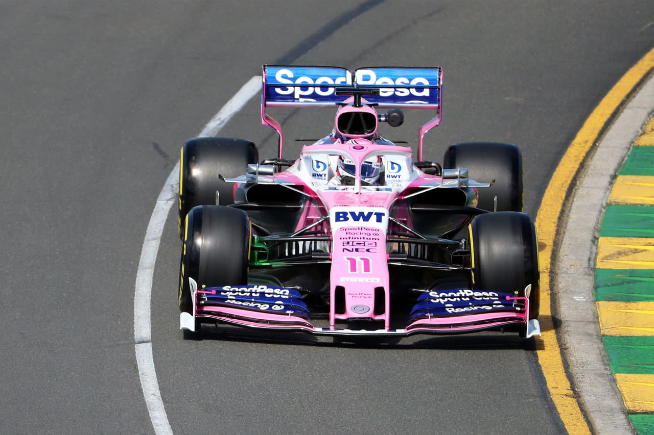 En la Q2 apareció el 'Checo' Pérez ocupando el puesto 10 con un tiempo de 1:22.781 en esa serie. Hubo un momento de incertidumbre por una posible sanción al ingresar al pitbox, pero el mexicano se salvó.