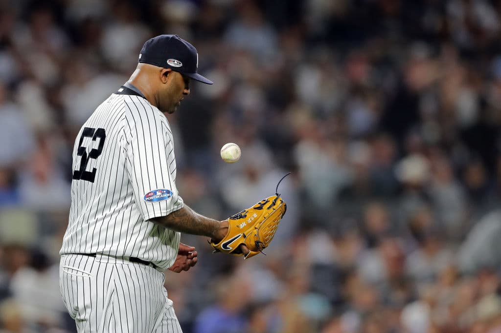 CC Sabathia dio boleto en el segundo inning pero salió ileso. Aunque solamente se mantuvo 3-0 entradas en el centro del diamante y cargó con la derrota en una mala noche para el veterano.