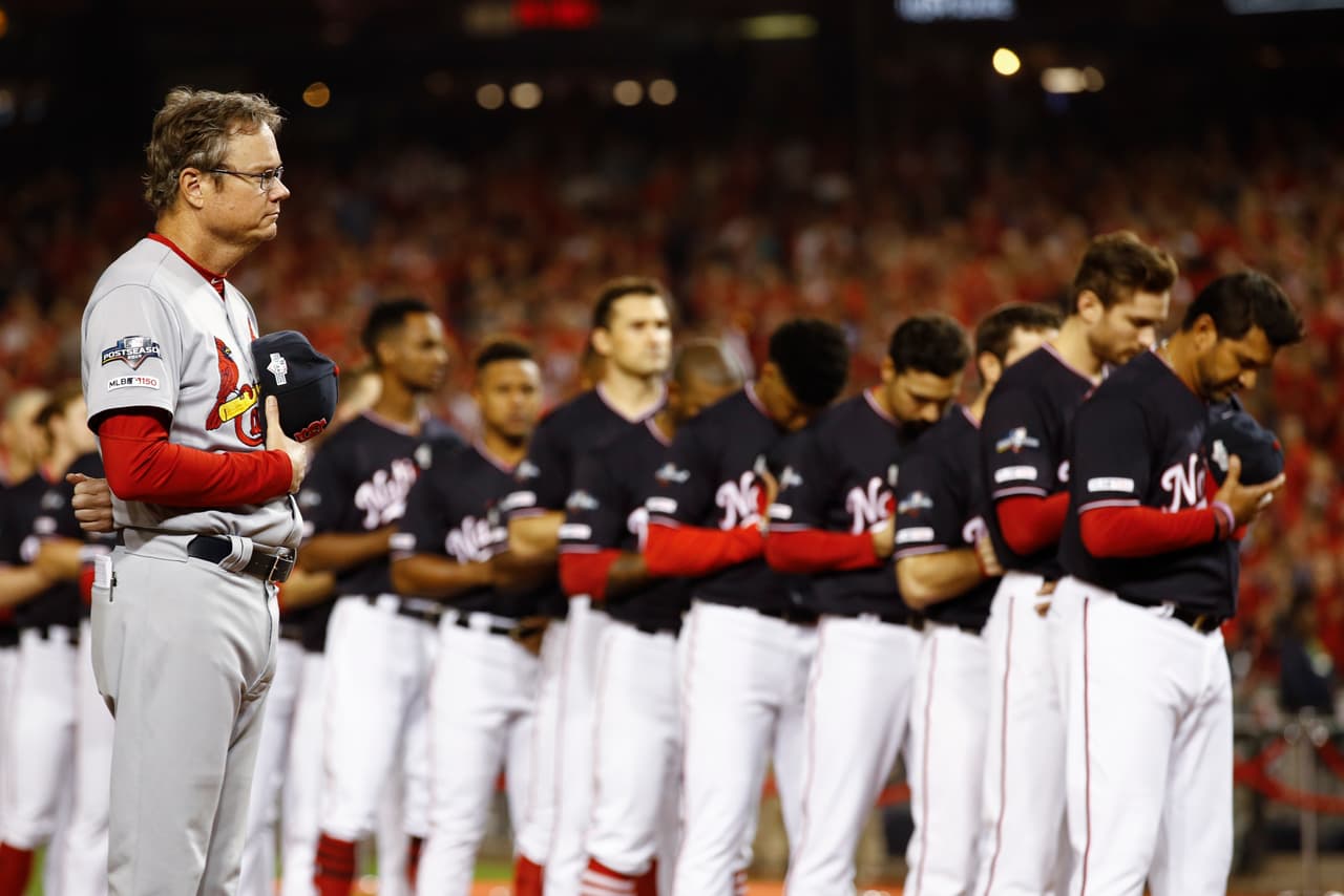 Los Nationals lucen dominantes y aplastan 8-1 a los Cardinals para enfilarse a la Serie Mundial.