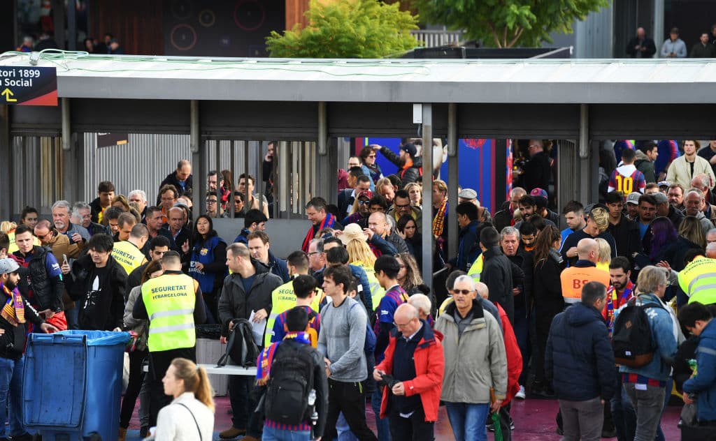 BARCELONA, SPAIN - OCTOBER 28: Fans pass through security checks as they enter the stadium prior to the La Liga match between FC Barcelona and Real Madrid CF at Camp Nou on October 28, 2018 in Barcelona, Spain. (Photo by David Ramos/Getty Images)
